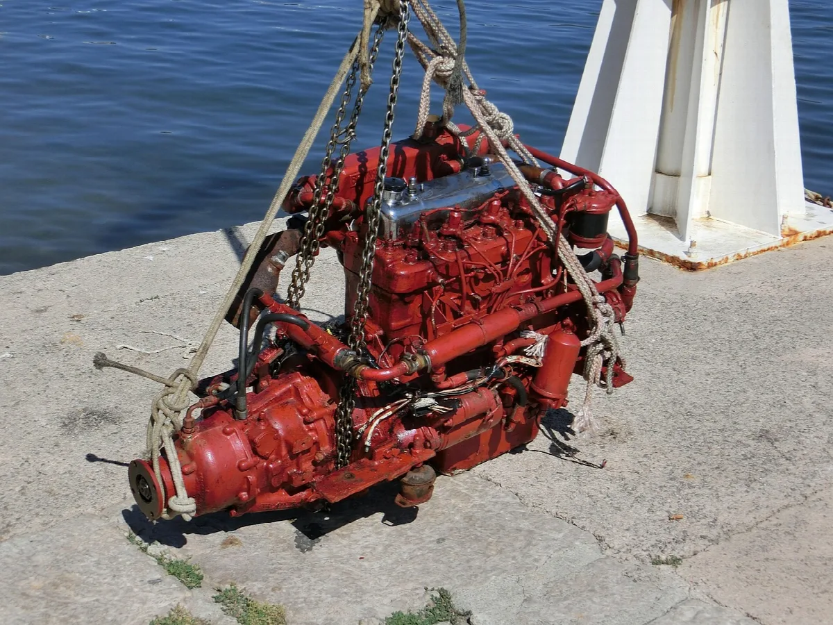 Marine drivetrain